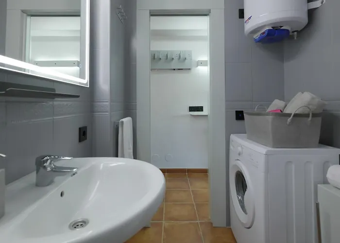 La Mar De Venus - Luxury Views In Puerto Deportivo