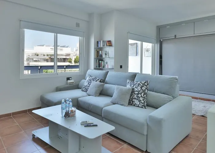 La Mar De Venus - Luxury Views In Puerto Deportivo شقة *