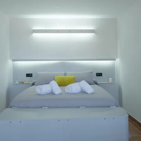 La Mar De Venus - Luxury Views In Puerto Deportivo * 马尔韦利亚