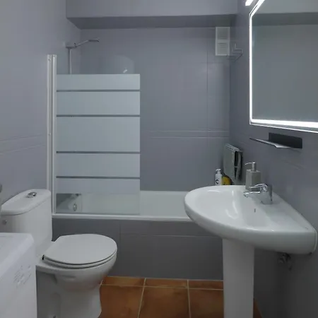 La Mar De Venus - Luxury Views In Puerto Deportivo 马尔韦利亚