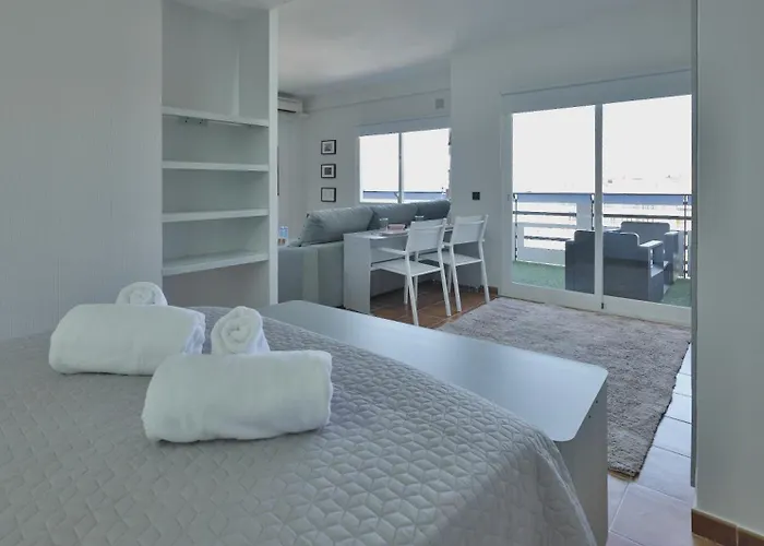 La Mar De Venus - Luxury Views In Puerto Deportivo アパート